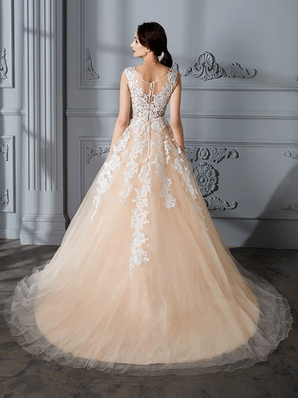 Scoop Sleeveless Gown Train Court Ball Tulle Wedding Dresses