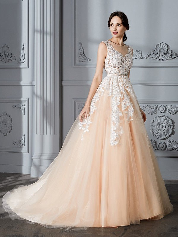Scoop Sleeveless Gown Train Court Ball Tulle Wedding Dresses